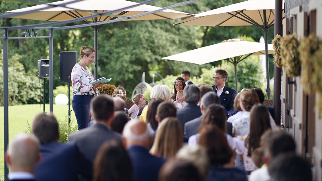 Heimathafen Traumhochzeit; Freie Trauung; Freie Rednerin; Heiraten am Tegernsee; Freie Rednerin Oberbayern; Freie Trauung Tegernsee; Freie Rede; Erfahrungsbericht; Freie Trauung Bad Wiessee; Freie Rednerin; Chalet Wilhelmy